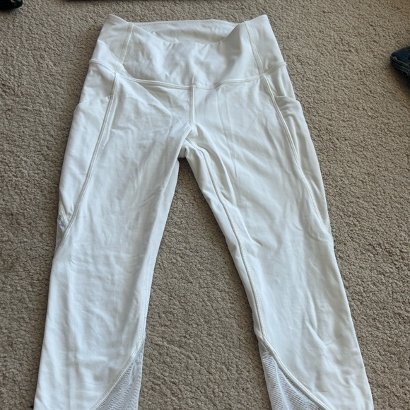 Lululemon Fast and Free Mesh white cropped leggings - Picture 1 of 4
